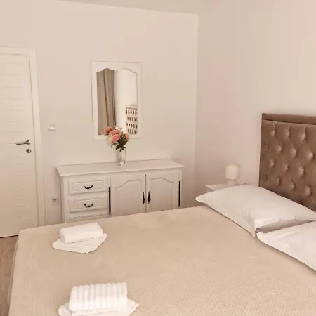 Marijana Apartment *